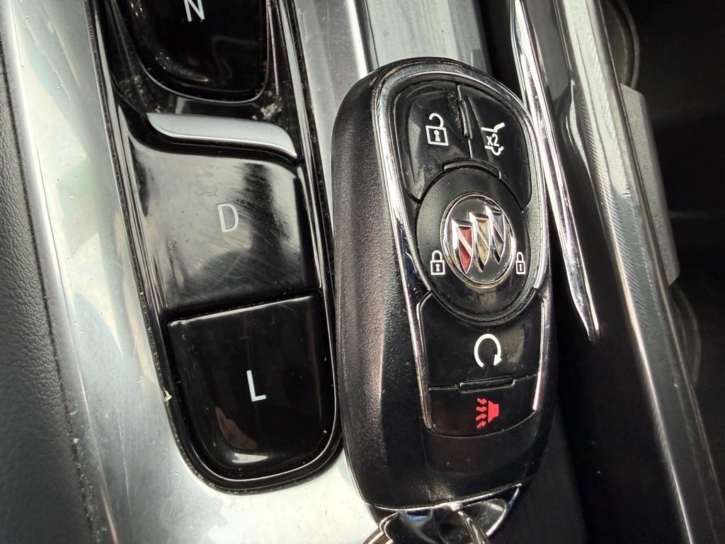 Buick Enclave Essence FWD 2022