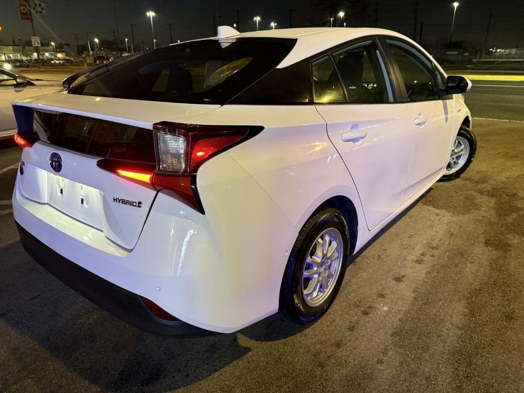 Toyota Prius LE 2022