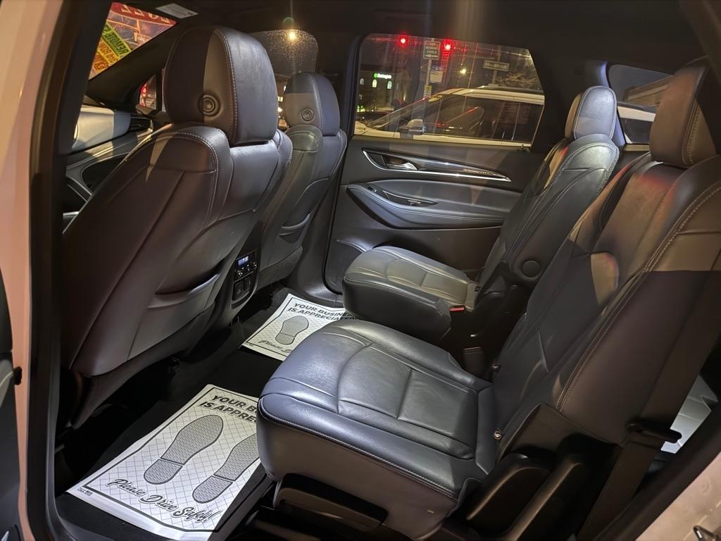 Buick Enclave Premium FWD 2022