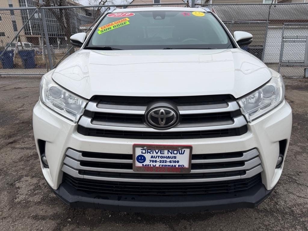 Toyota Highlander SE FWD V6 2019