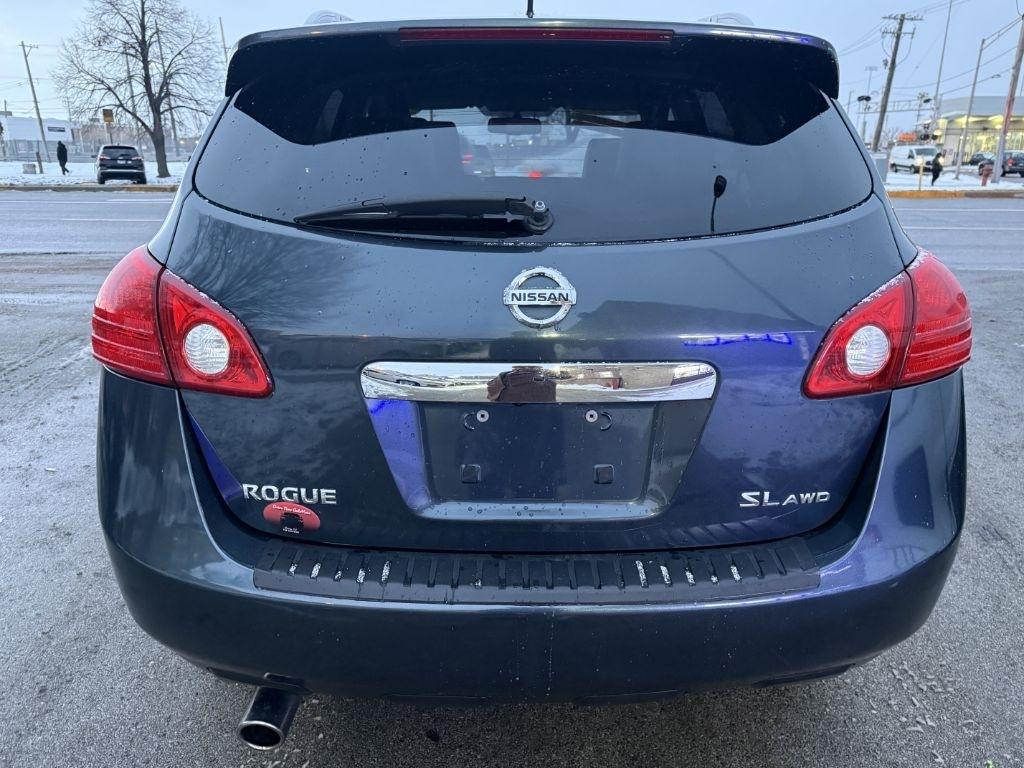 Nissan Rogue S AWD 2013