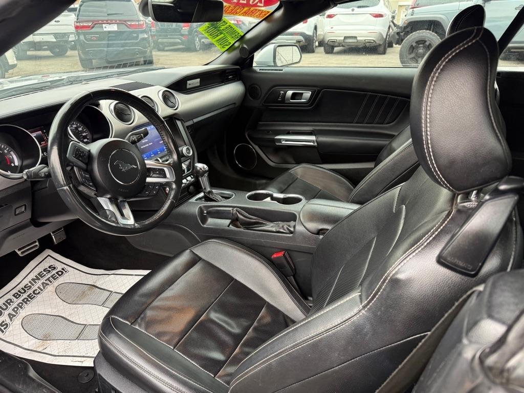 Ford Mustang EcoBoost Premium Convertible 2021