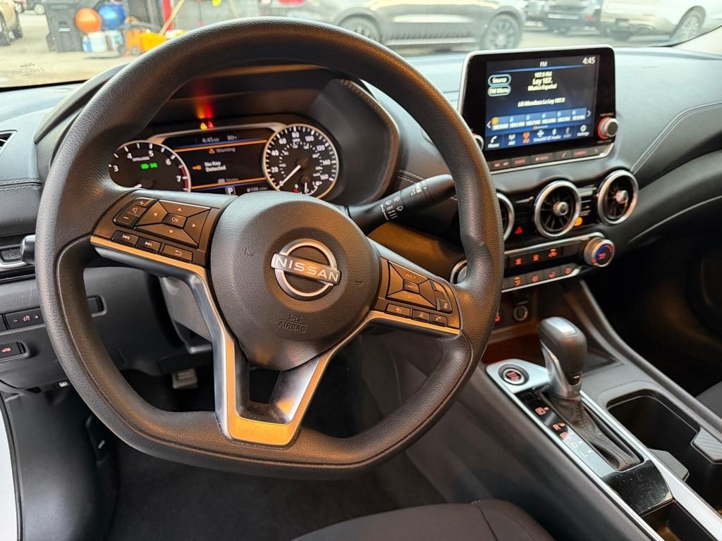 Nissan Sentra SV 2024
