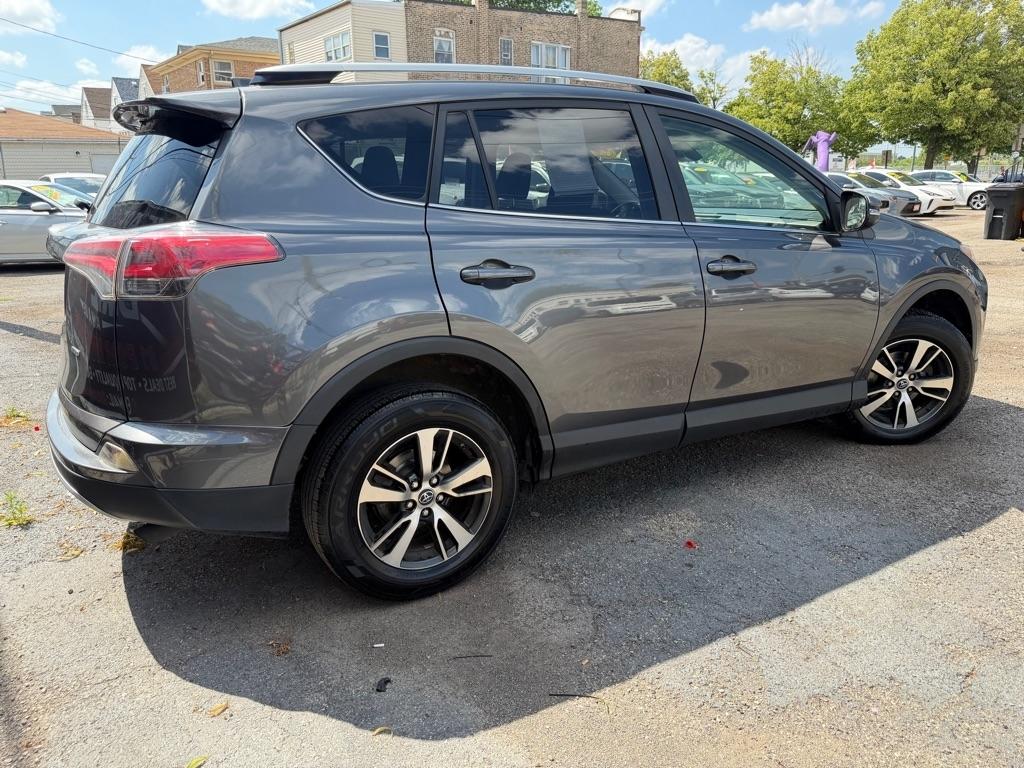 Toyota RAV4 XLE AWD 2017