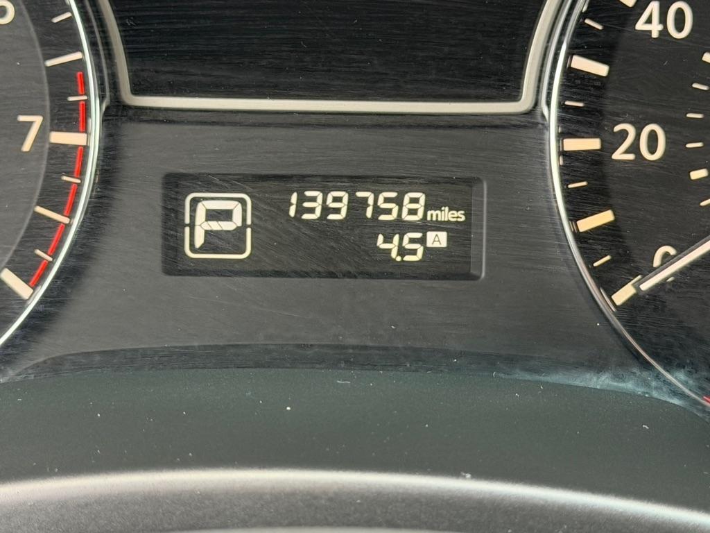 Nissan Pathfinder S 4WD 2014