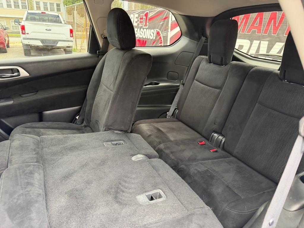 Nissan Pathfinder S 4WD 2014