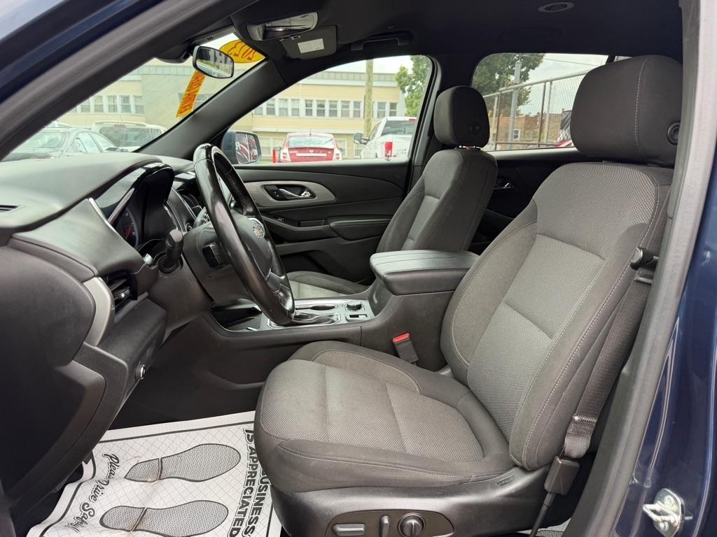 Chevrolet Traverse LT Cloth FWD 2023