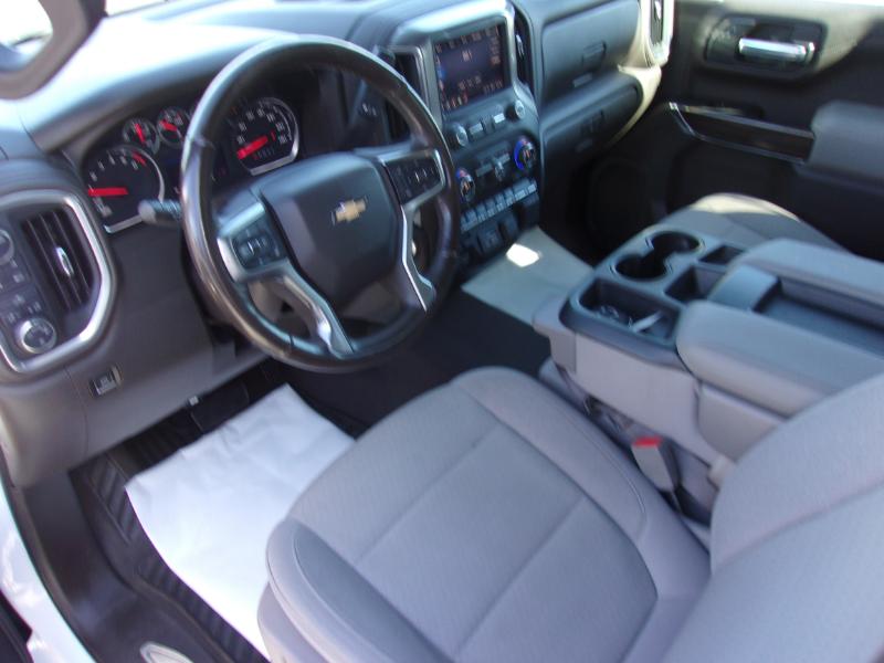 Chevrolet Silverado 1500 LT Crew Cab 4WD 2021