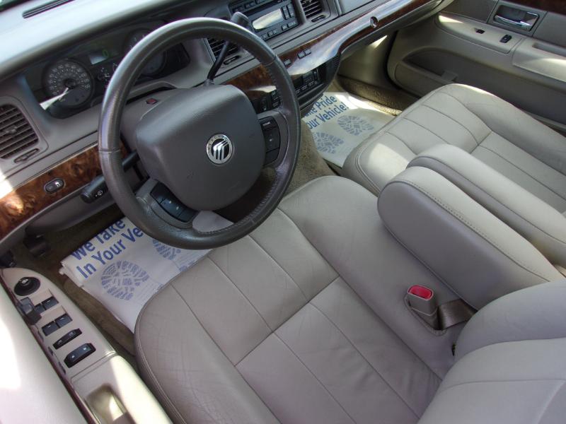 Mercury Grand Marquis LS 2010