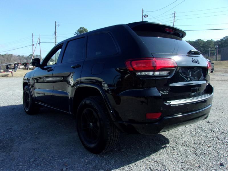 Jeep Grand Cherokee Laredo 4WD 2019