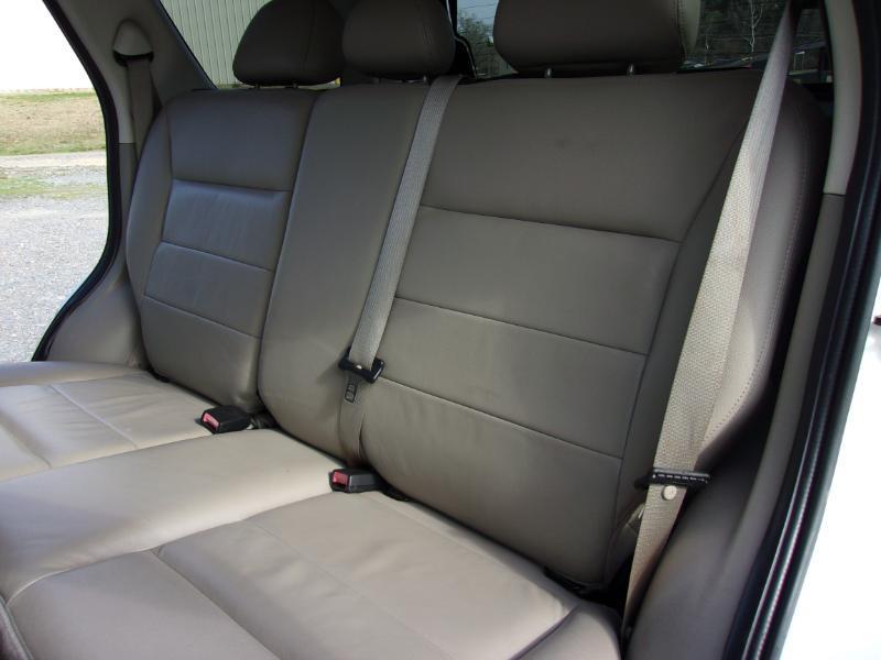 Ford Escape XLT 2WD V6 2008