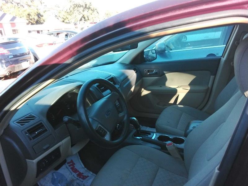 Ford Fusion SE 2012