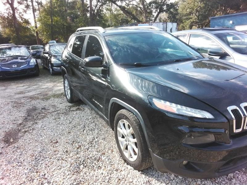 Jeep Cherokee Latitude FWD 2015