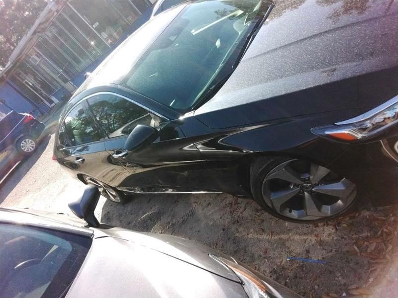 Honda Accord Touring 2.0T 10A 2018