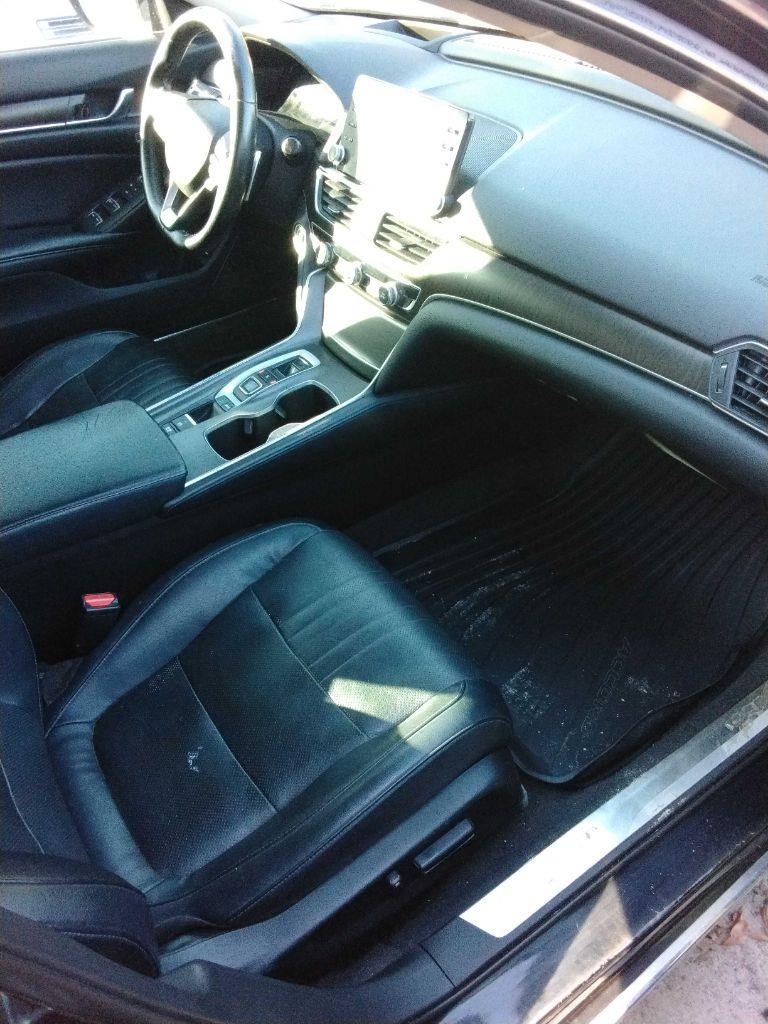 Honda Accord Touring 2.0T 10A 2018