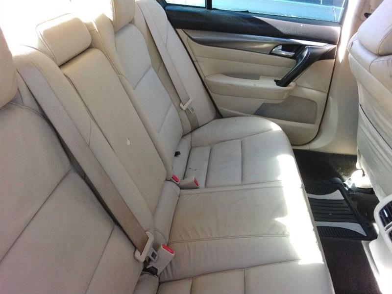 Acura TL 6-Speed AT 2012