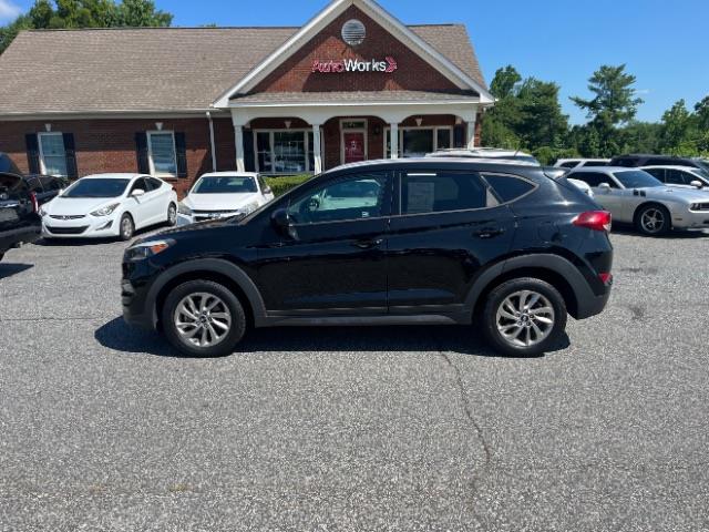 Hyundai Tucson SE w/Preferred Package AWD 2016 Hyundai Tucson SE w/Preferred Package AWD 2016