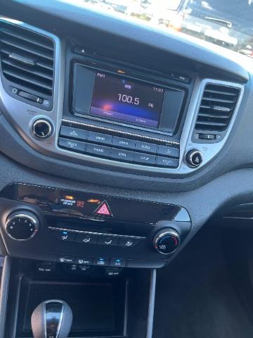 Hyundai Tucson SE w/Preferred Package AWD 2016 Hyundai Tucson SE w/Preferred Package AWD 2016