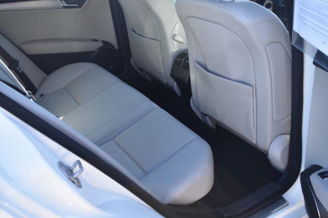 Mercedes-Benz C-Class C300 Sport Sedan 2009