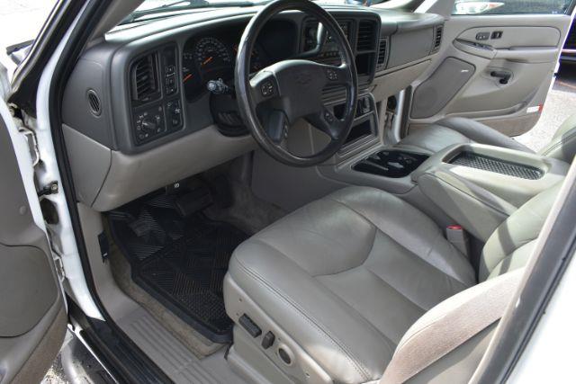 Chevrolet Tahoe 4WD 2004 Chevrolet Tahoe 4WD 2004