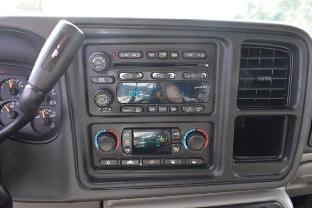 Chevrolet Tahoe 4WD 2004 Chevrolet Tahoe 4WD 2004