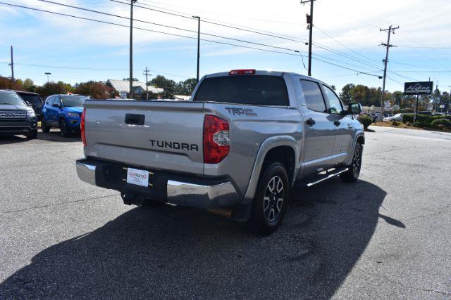 Toyota Tundra SR5 5.7L V8 CrewMax 2WD 2015 Toyota Tundra SR5 5.7L V8 CrewMax 2WD 2015
