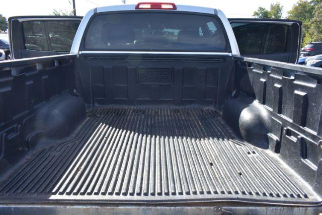 Toyota Tundra SR5 5.7L V8 CrewMax 2WD 2015 Toyota Tundra SR5 5.7L V8 CrewMax 2WD 2015