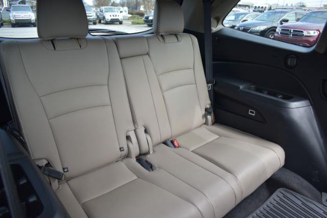 Honda Pilot Touring 2WD 2016