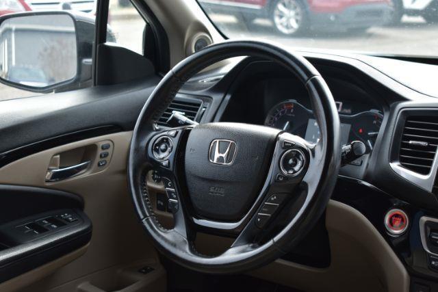 Honda Pilot Touring 2WD 2016