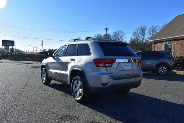 Jeep Grand Cherokee Laredo 2WD 2013