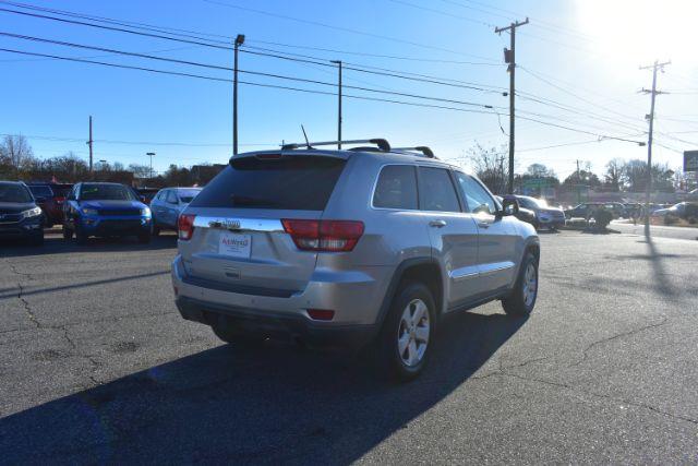 Jeep Grand Cherokee Laredo 2WD 2013