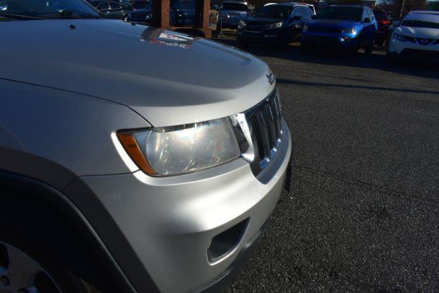 Jeep Grand Cherokee Laredo 2WD 2013