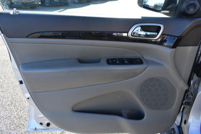 Jeep Grand Cherokee Laredo 2WD 2013