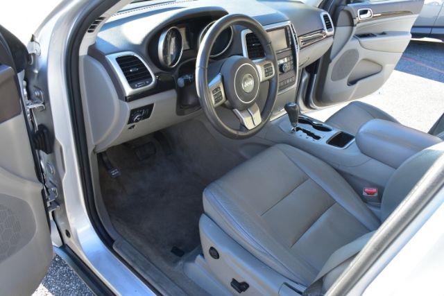 Jeep Grand Cherokee Laredo 2WD 2013