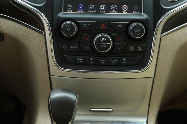 Jeep Grand Cherokee Overland 4WD 2017