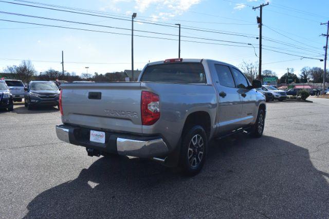 Toyota Tundra SR5 5.7L V8 FFV CrewMax 4WD 2018