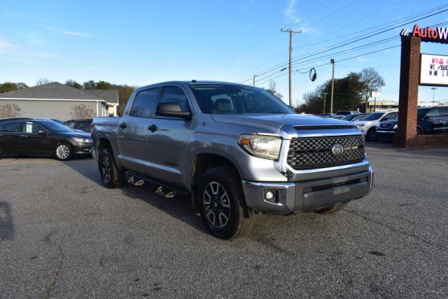 Toyota Tundra SR5 5.7L V8 FFV CrewMax 4WD 2018
