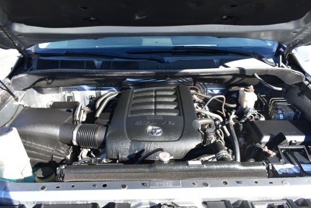Toyota Tundra SR5 5.7L V8 FFV CrewMax 4WD 2018
