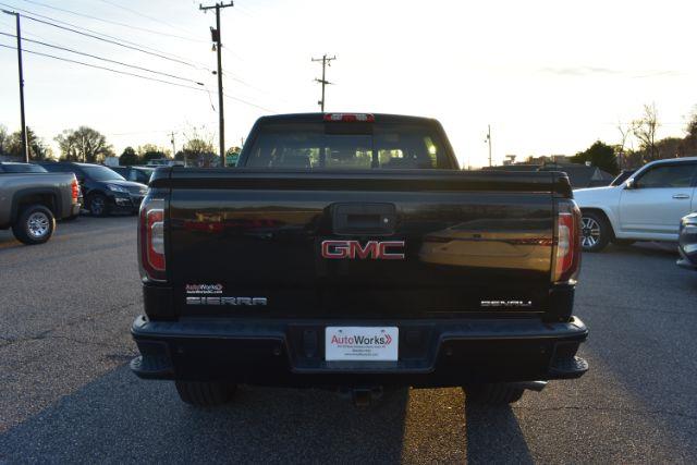 GMC Sierra 1500 Denali Crew Cab Long Box 4WD 2018