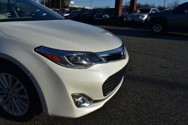 Toyota Avalon Hybrid XLE Touring 2015