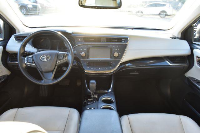 Toyota Avalon Hybrid XLE Touring 2015