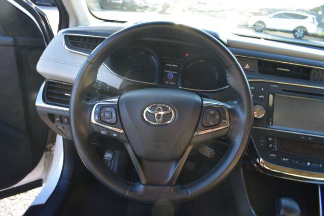 Toyota Avalon Hybrid XLE Touring 2015