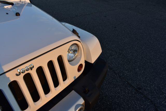 Jeep Wrangler Unlimited Sahara 4WD 2013