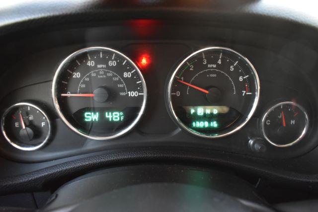 Jeep Wrangler Unlimited Sahara 4WD 2013