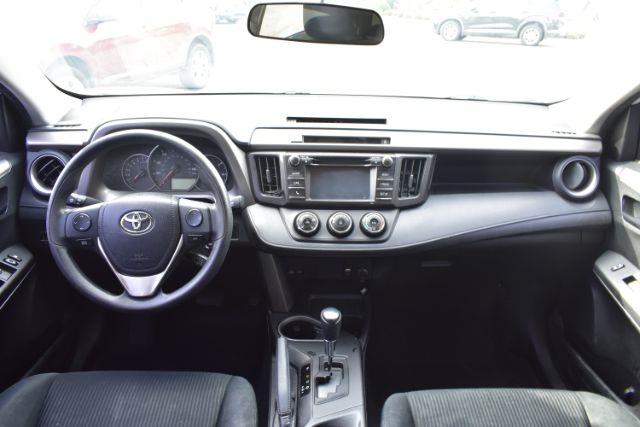 Toyota RAV4 LE AWD 2016