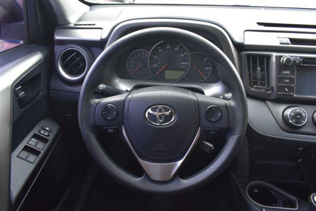 Toyota RAV4 LE AWD 2016