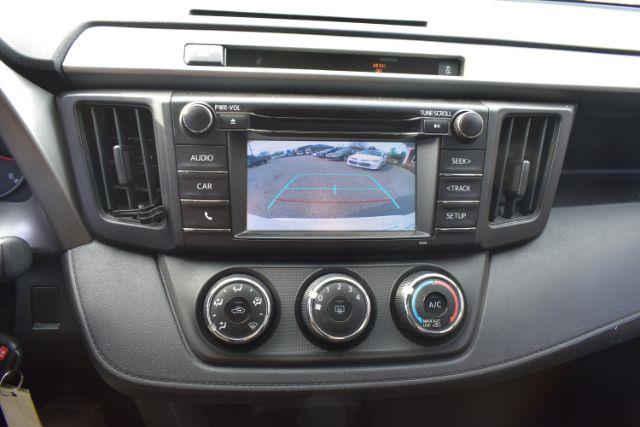 Toyota RAV4 LE AWD 2016