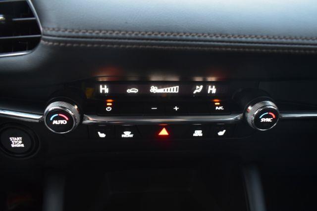 Mazda MAZDA3 Premium AWD 2023