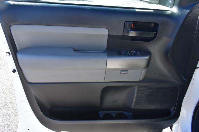 Toyota Sequoia SR5 5.7L 2WD 2013