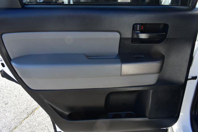 Toyota Sequoia SR5 5.7L 2WD 2013